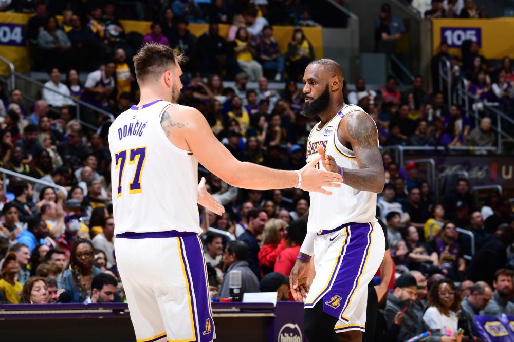 贯不落下风 贯不落下风