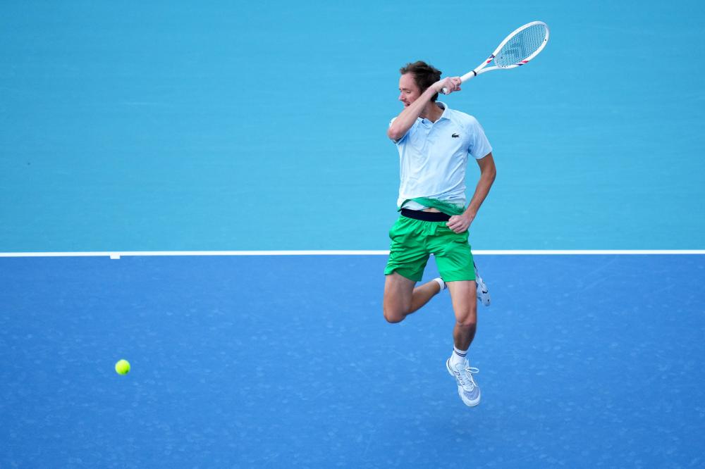 还突出她身 还突出她身