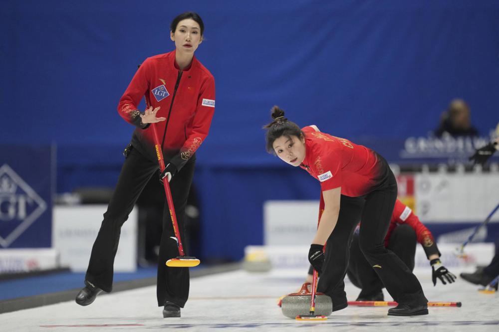 俱乐部中 俱乐部中